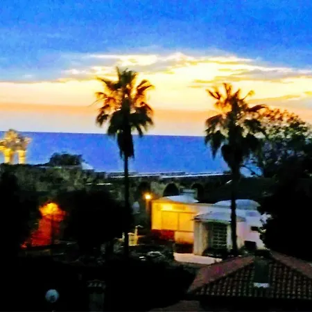 سايد أنتيك سيمباتي 5*